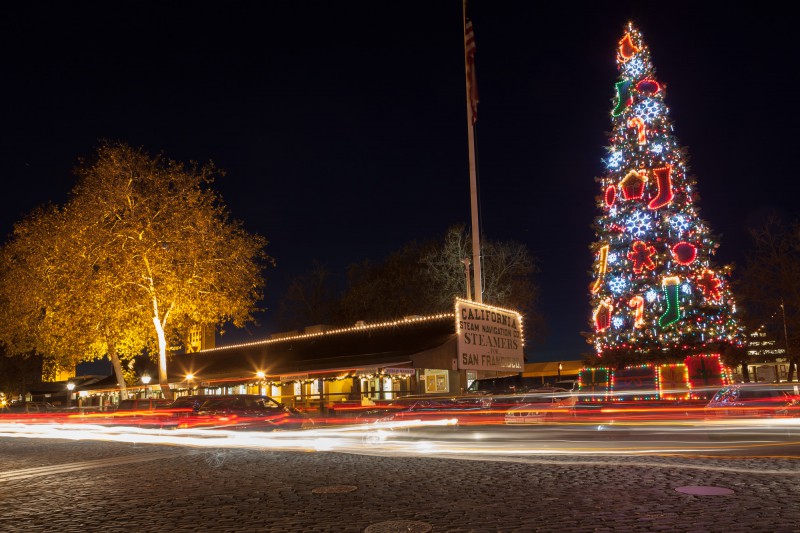 Christmas Tree in Old Sacramento