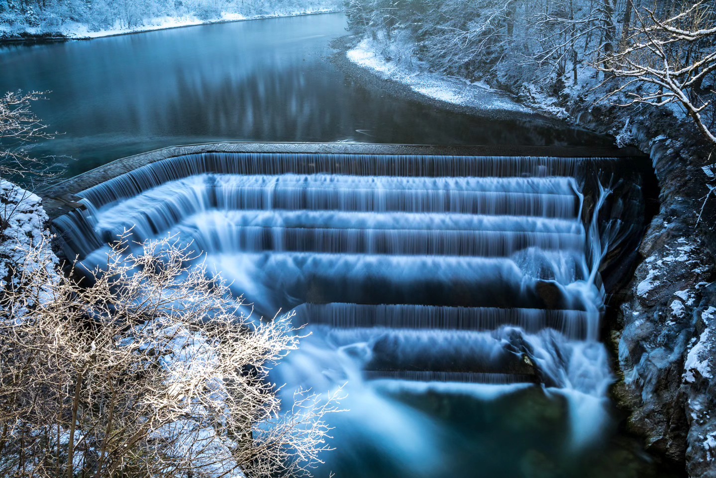 What a magical place. Lechfall in Füssen. There is a pedestrian bridge right in front of the fall from which this photo was taken. 

#waterfall #Germany #Winter #travel #Füssen #photography #shotoncanon  #travelphotography #longexposure #longexposurephotography #water #snow #Lech