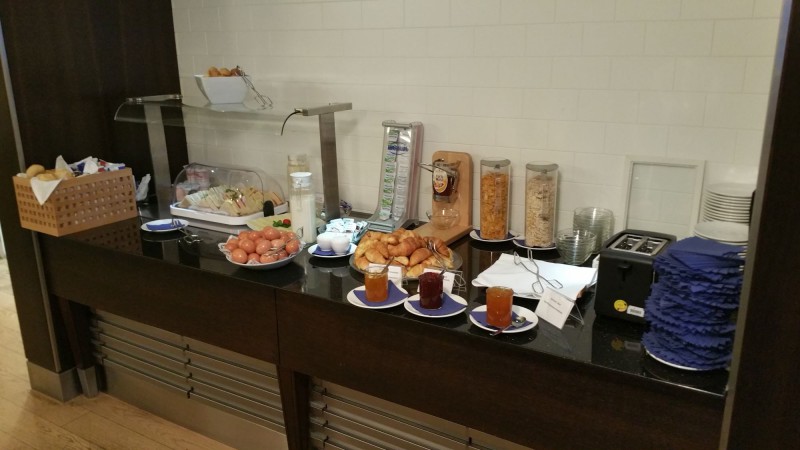 Snack Bar with Breakfast Items