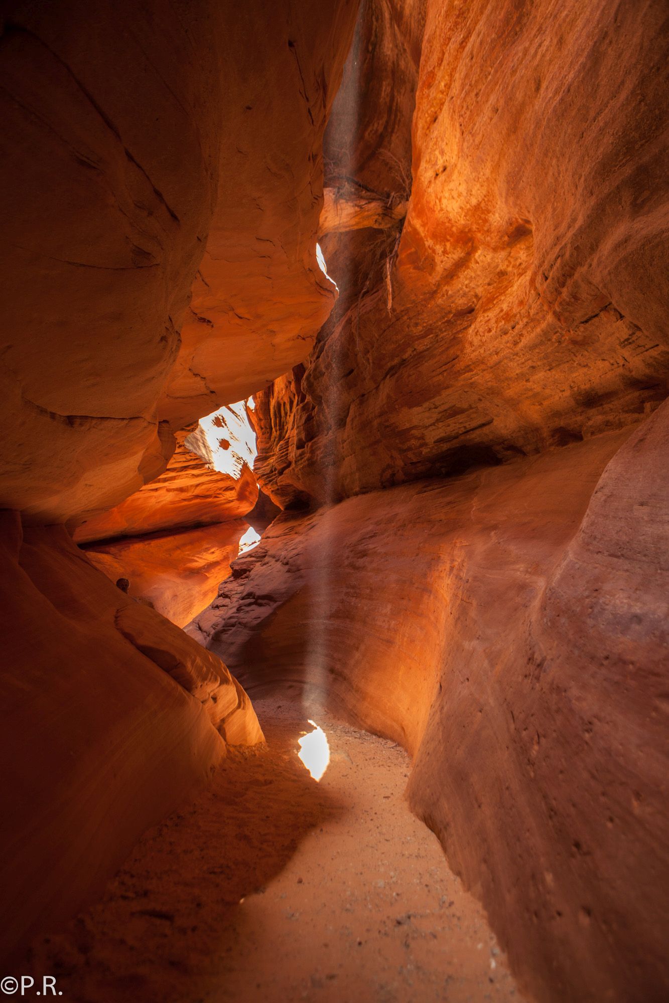 Slot canyon hummer adventures