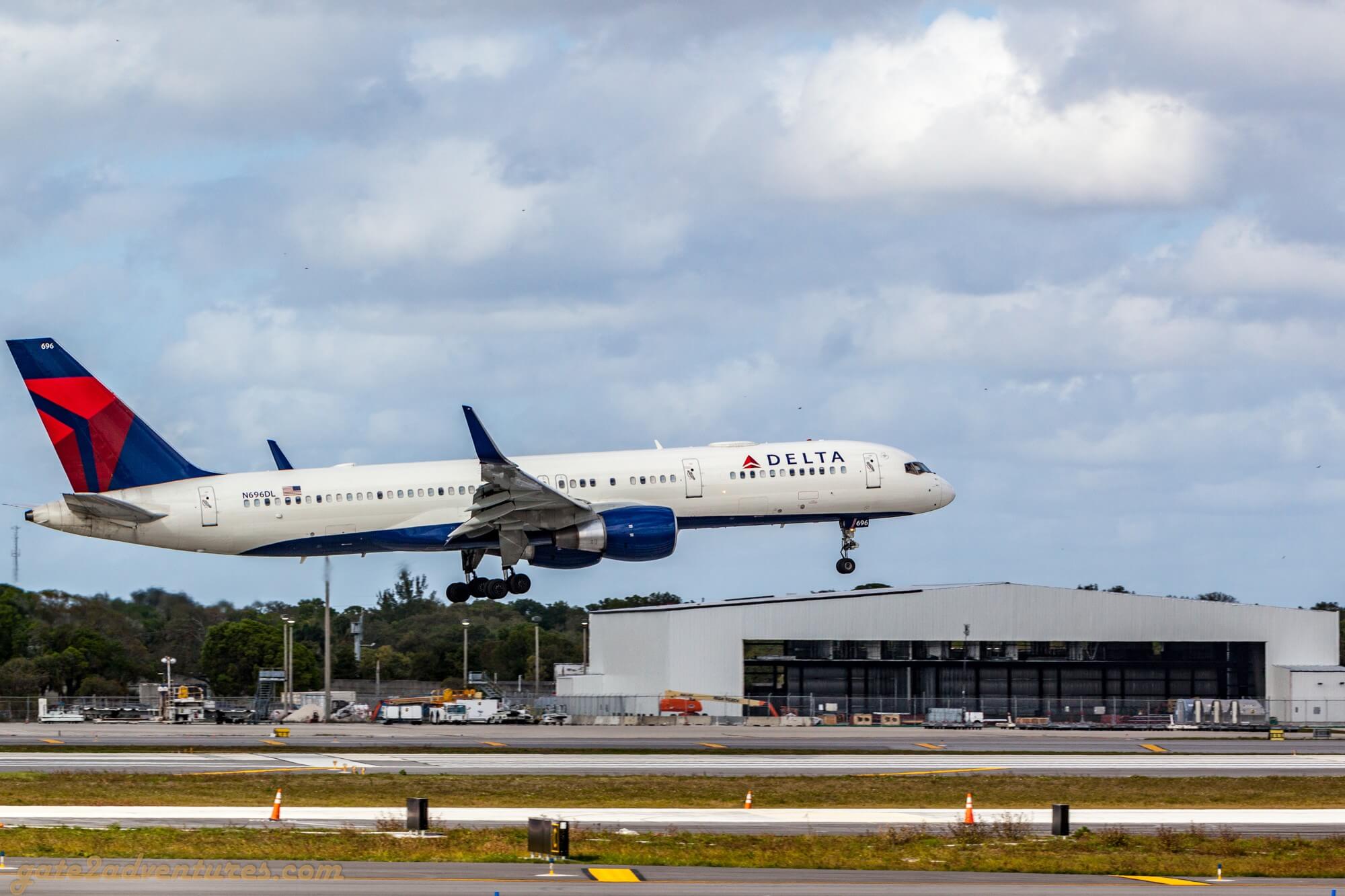 Delta Airlines Boeing 757