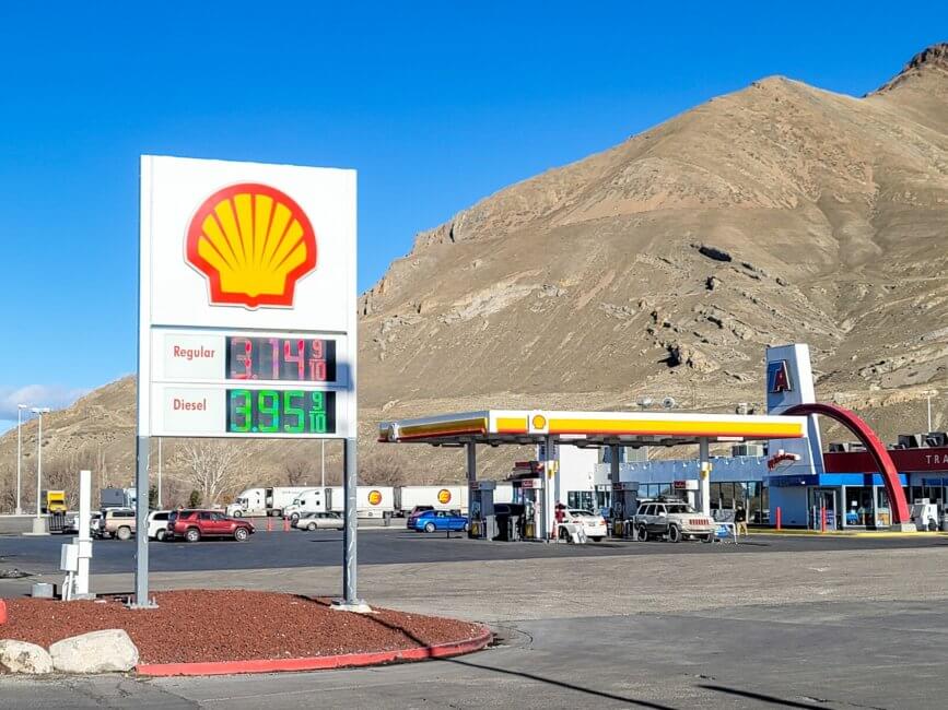 Shell Travel Center and Gas Station in Tooele, Utah